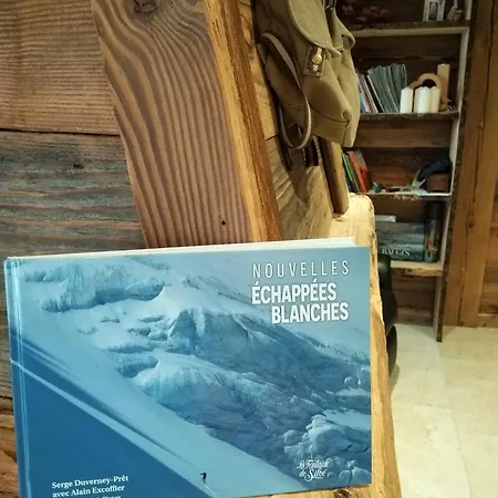 Le Refuge Du Poete *